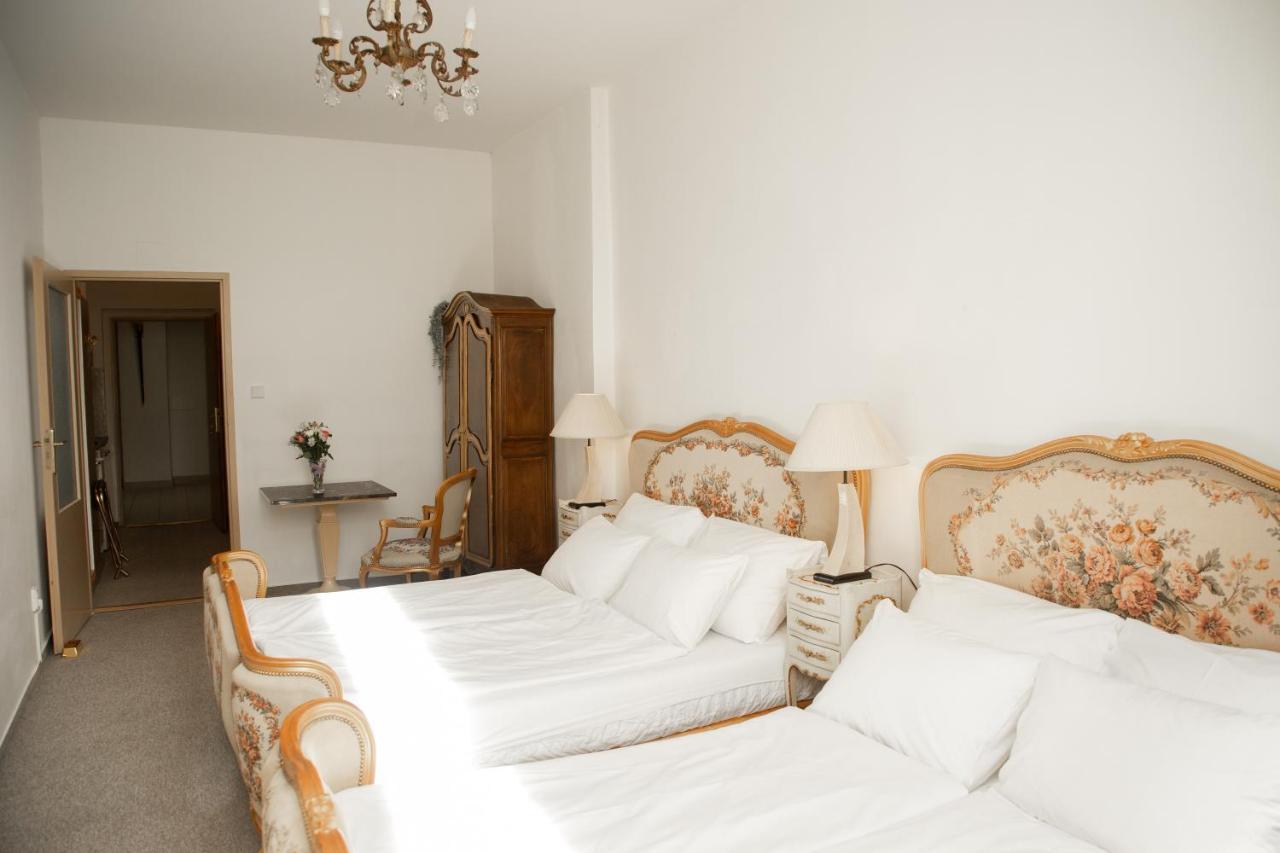 Bank Invest Apartmens - Old Town Leilighet Praha Eksteriør bilde