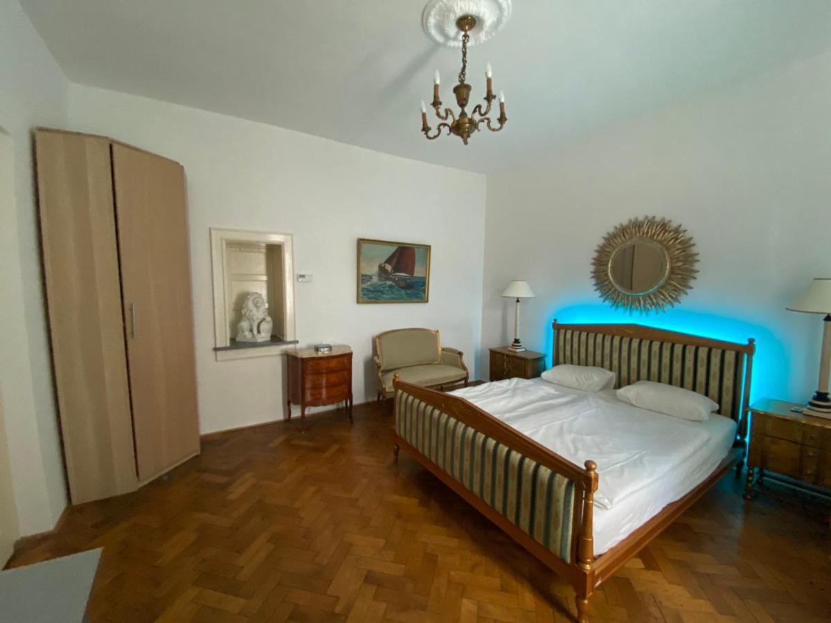 Bank Invest Apartmens - Old Town Leilighet Praha Eksteriør bilde