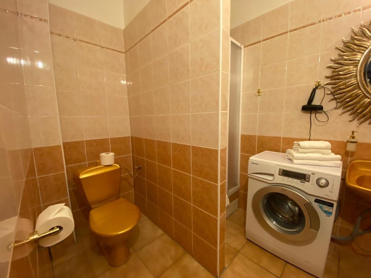 Bank Invest Apartmens - Old Town Leilighet Praha Eksteriør bilde