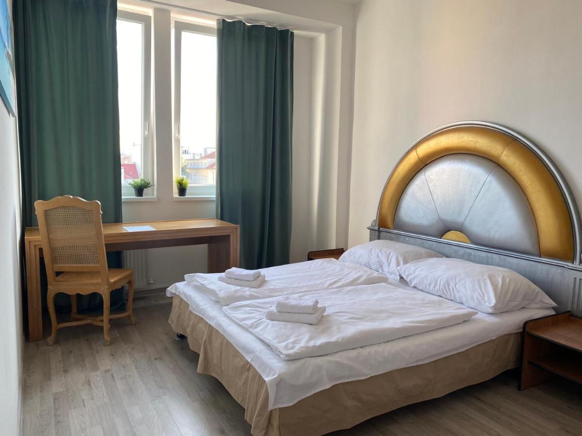 Bank Invest Apartmens - Old Town Leilighet Praha Eksteriør bilde