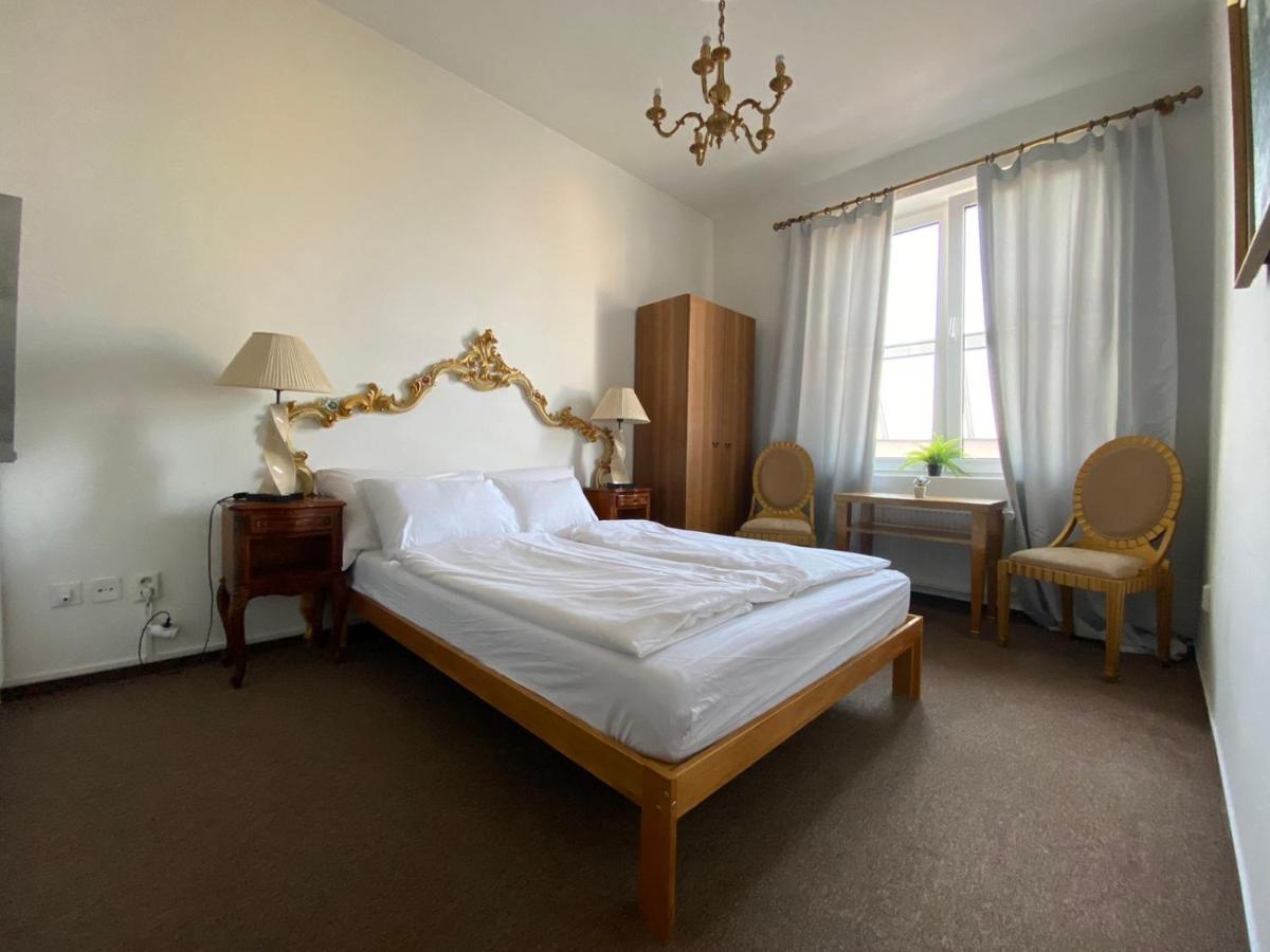 Bank Invest Apartmens - Old Town Leilighet Praha Eksteriør bilde