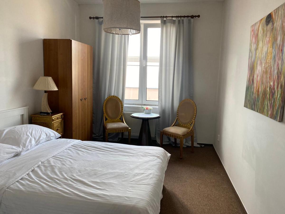 Bank Invest Apartmens - Old Town Leilighet Praha Eksteriør bilde